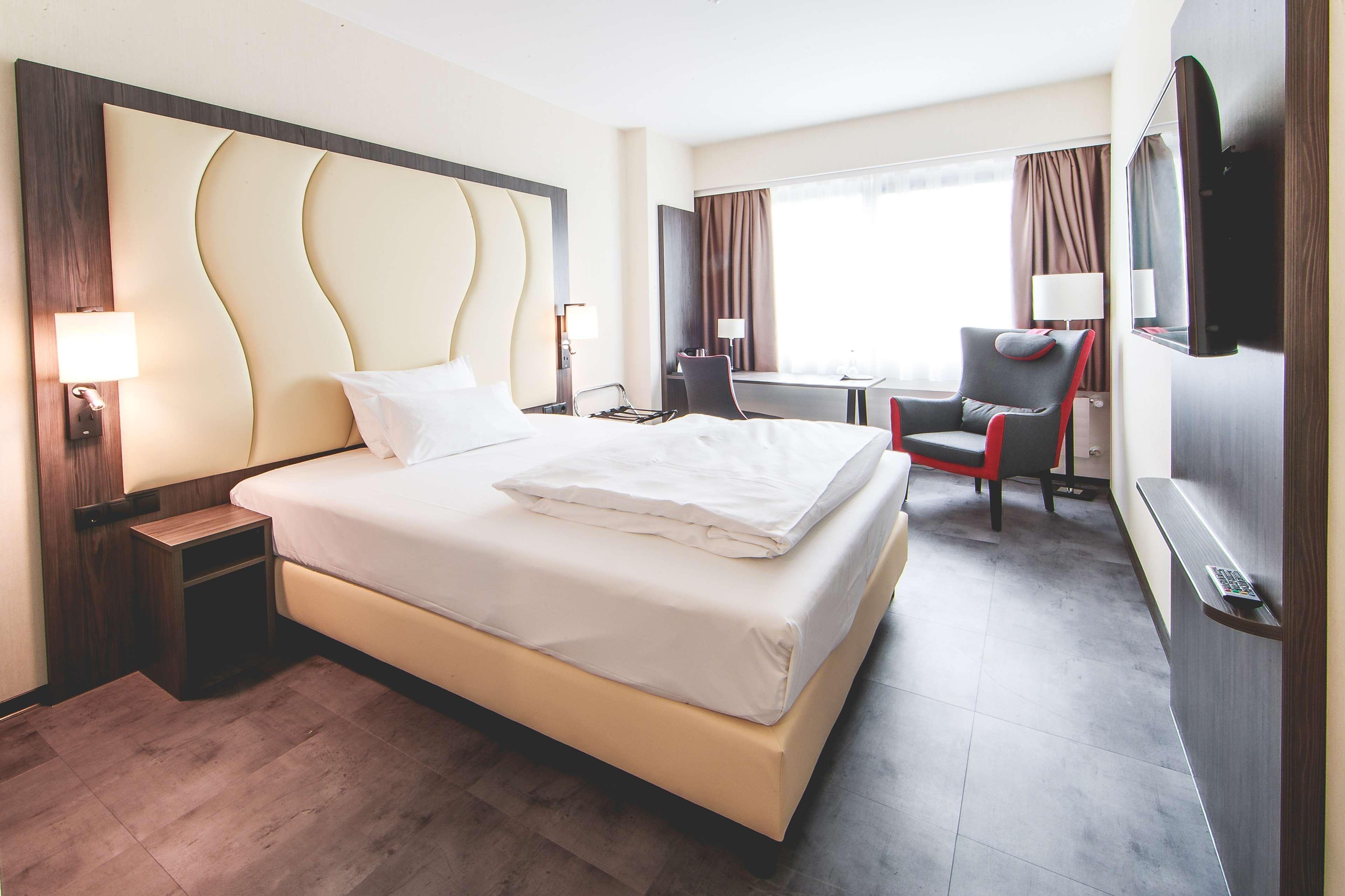 เบสต์ เวสเทิร์น พลาซา โฮเทล มันไฮม์ Hotel มานไฮม์ ภายนอก รูปภาพ