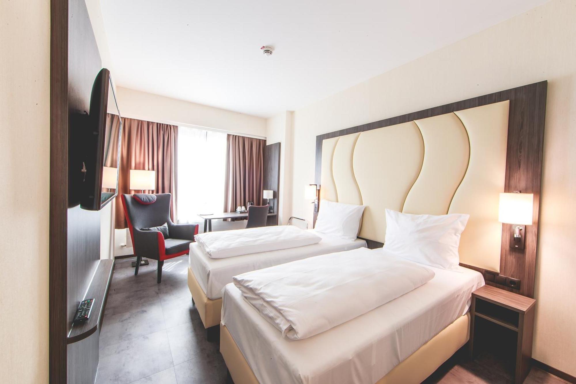 เบสต์ เวสเทิร์น พลาซา โฮเทล มันไฮม์ Hotel มานไฮม์ ภายนอก รูปภาพ